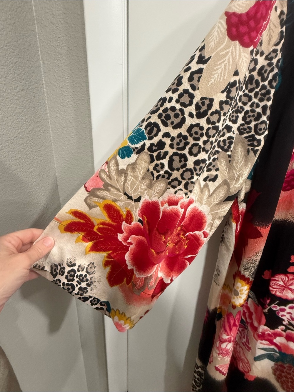 Natori Multicolor Floral Animal Print Kaftan Gown V-Neck 3/4 Sleeve XL - Picture 5 of 6
